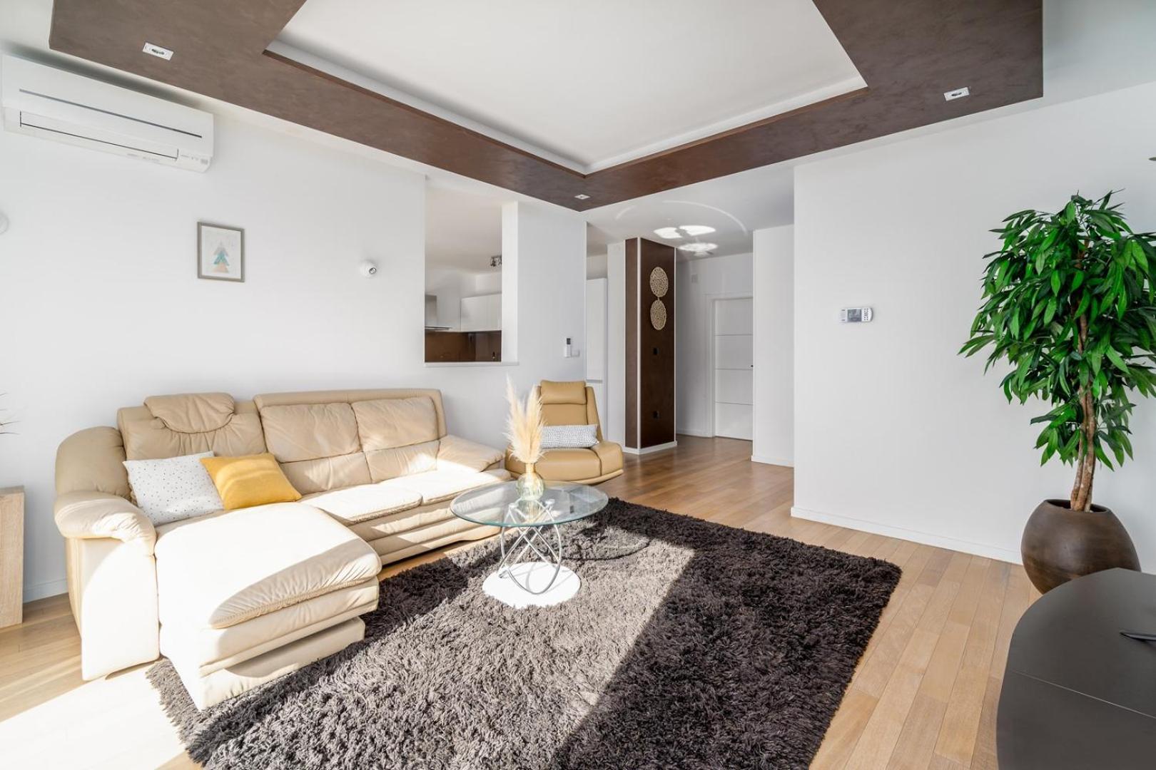 Luxury Villa Lucas With Heated Pool, Whirlpool, Sauna, 14 Pax Podstrana Exterior photo