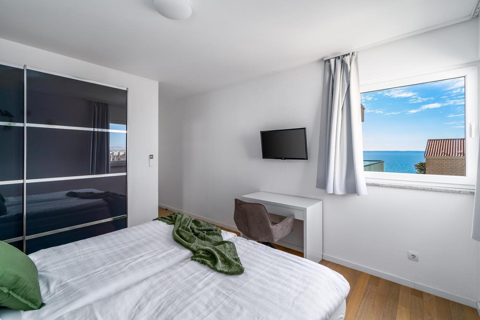 Luxury Villa Lucas With Heated Pool, Whirlpool, Sauna, 14 Pax Podstrana Exterior photo